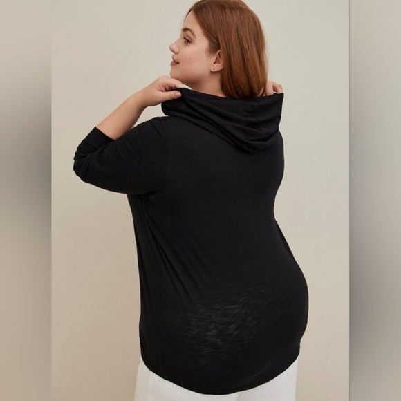 TORRID Star Wars Heritage Slub Darth Vader Hoodie Size 4 - Picture 4 of 11